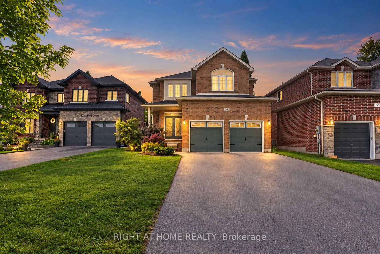 Photo 3 of 35 Auburn Court, Barrie, Ardagh — HOMEH