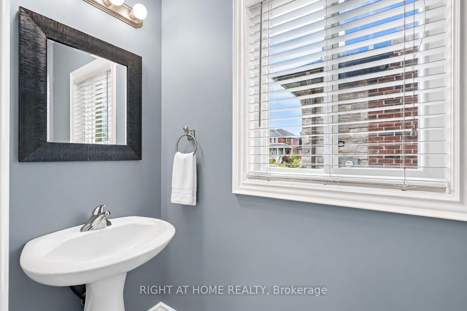 Photo 30 of 35 Auburn Court, Barrie, Ardagh — HOMEH