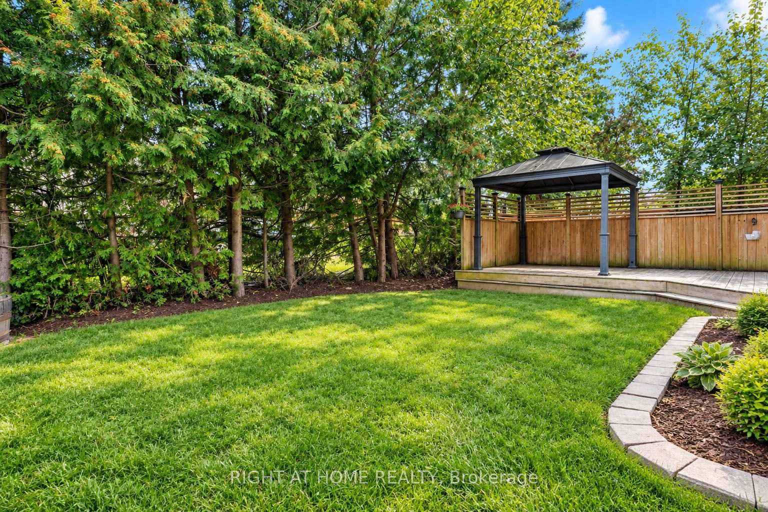 Photo 45 of 35 Auburn Court, Barrie, Ardagh — HOMEH