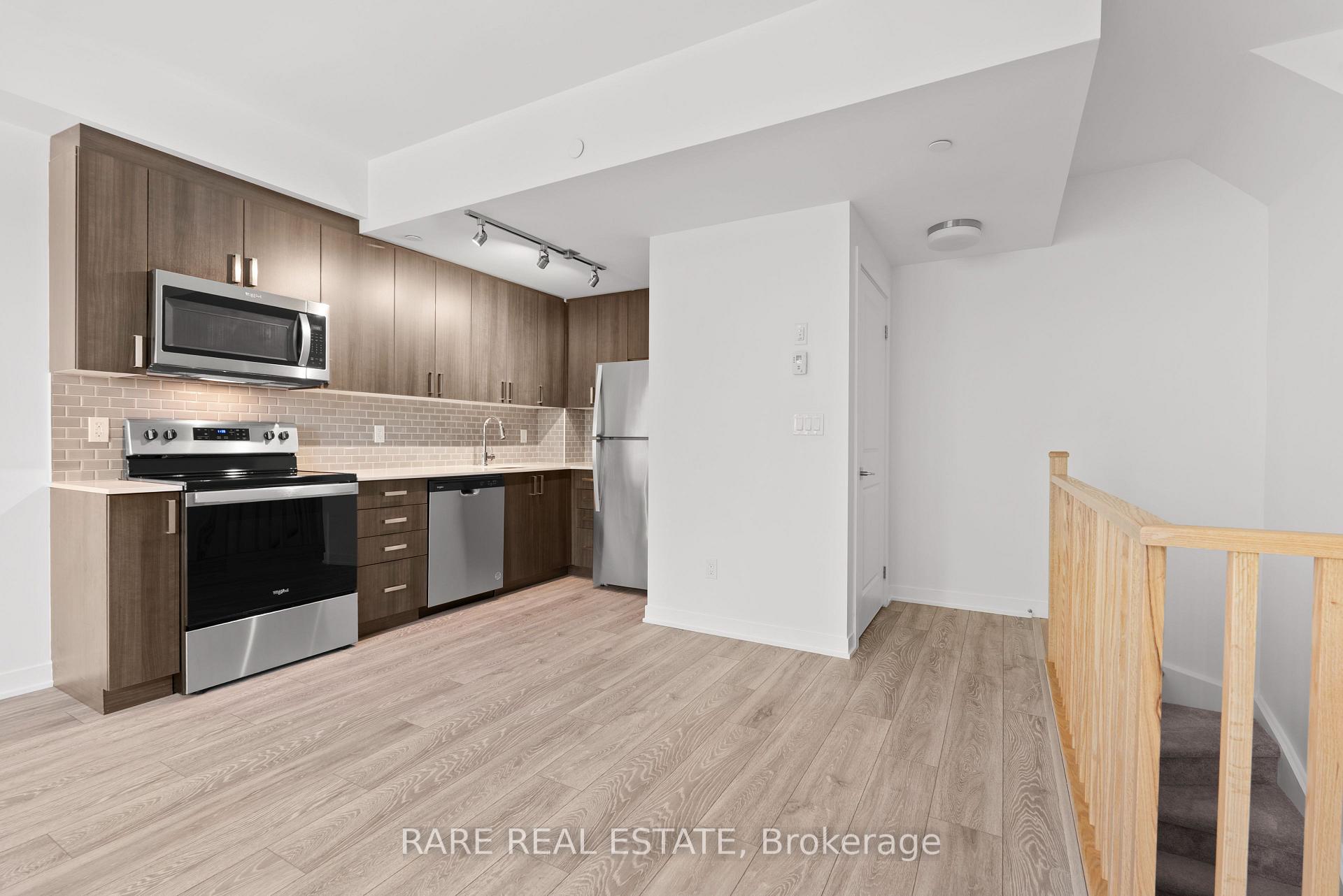 Photo 10 of Unit 15, 4045 Hickory Drive, Mississauga, Rathwood — HOMEH