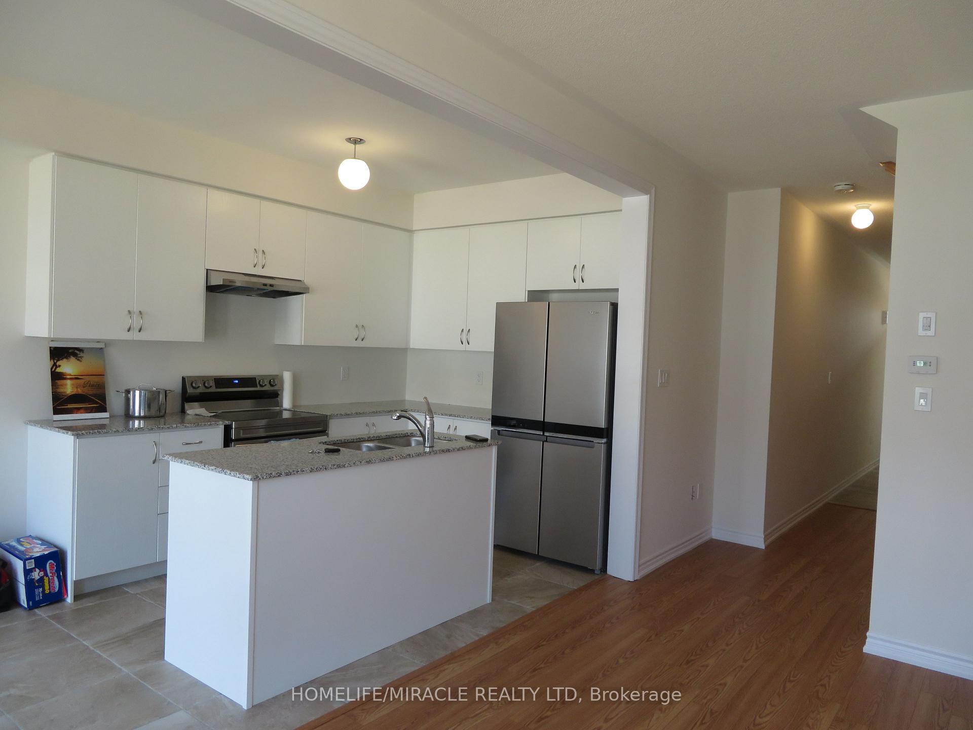 Photo 2 of Unit 72, 36 Valleybrook Road, Barrie, Innis-Shore — HOMEH