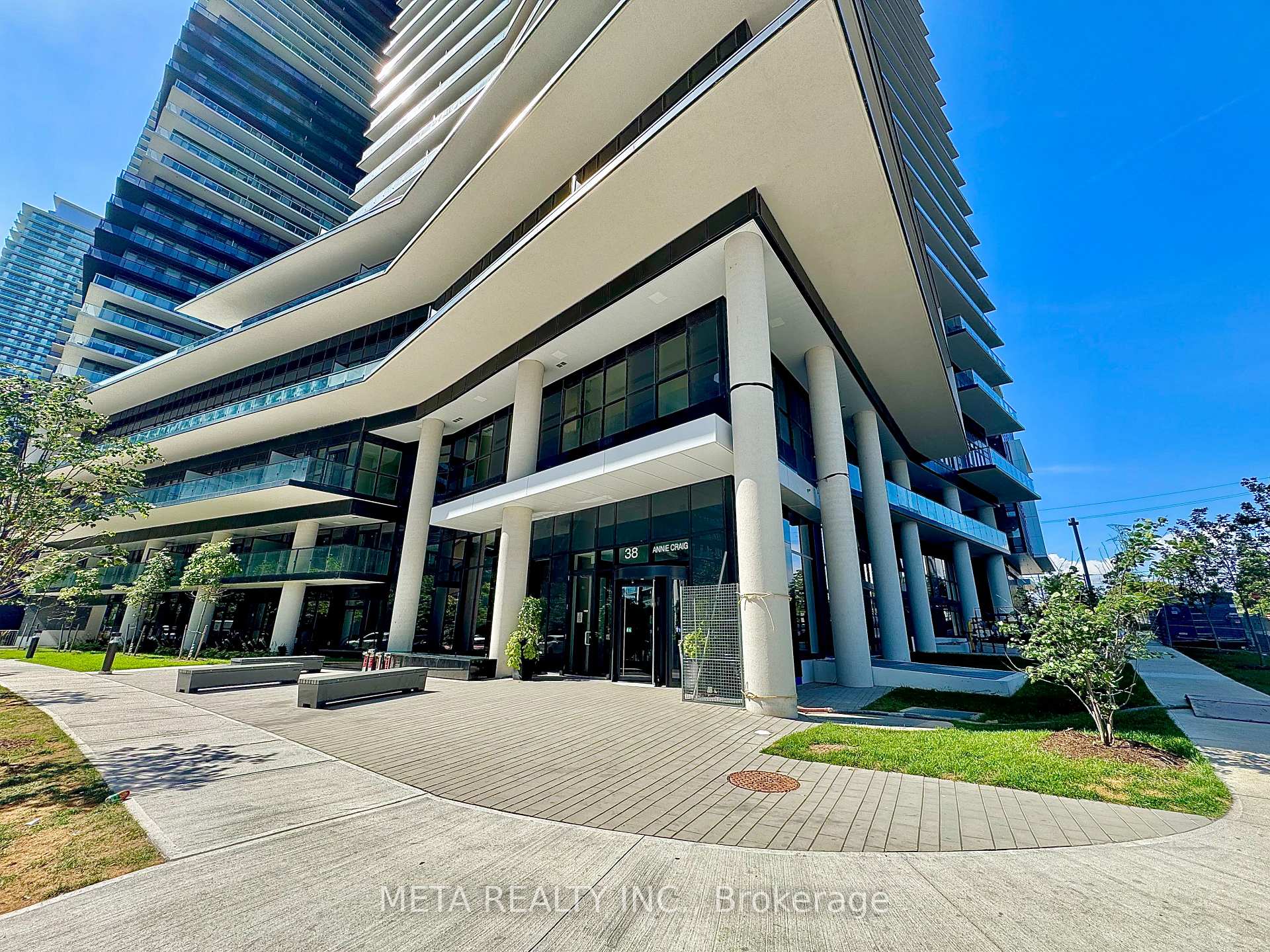 Photo 1 of Unit 2907, 38 Annie Craig Drive, Etobicoke, Mimico — HOMEH