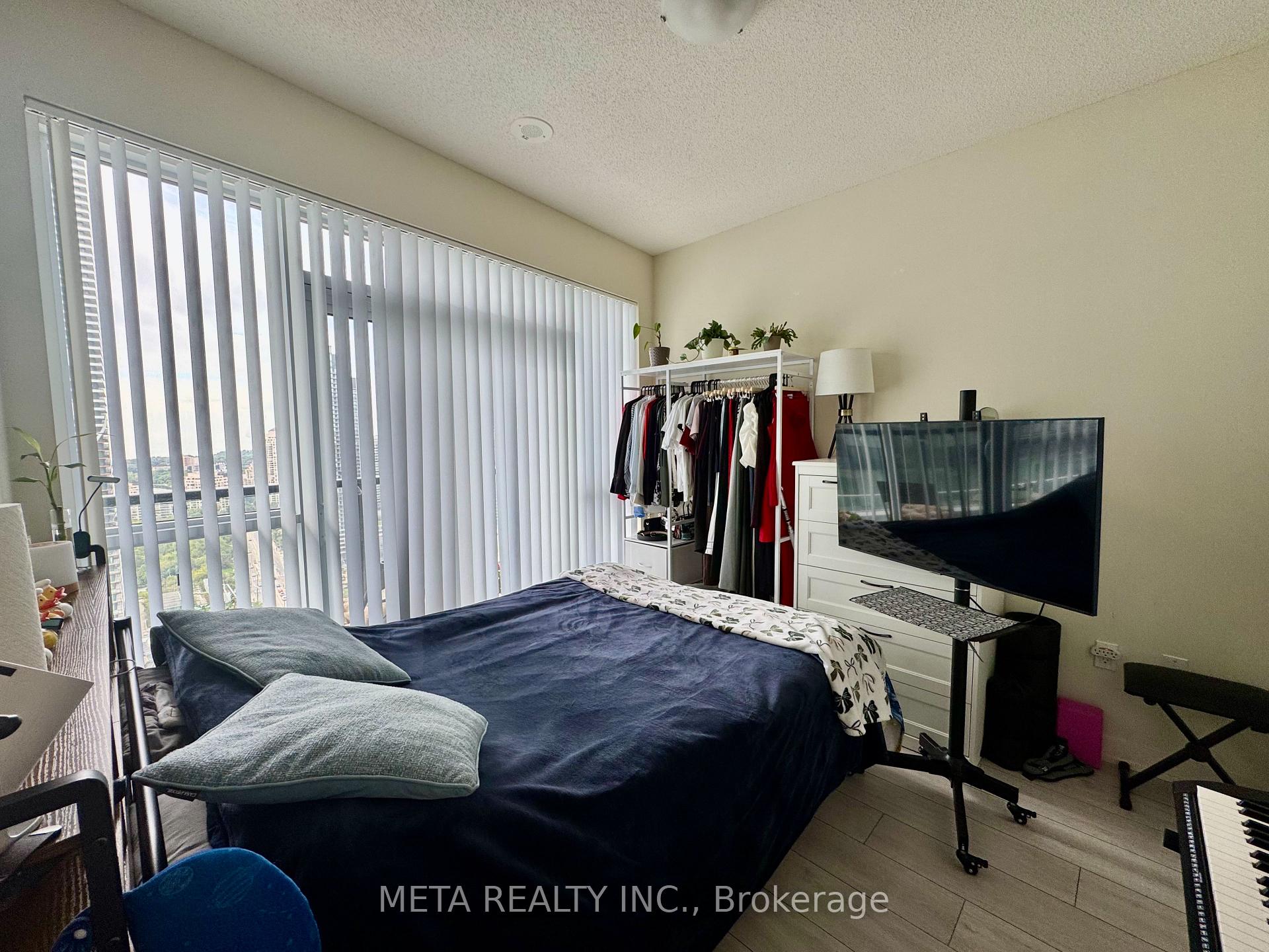 Photo 5 of Unit 2907, 38 Annie Craig Drive, Etobicoke, Mimico — HOMEH
