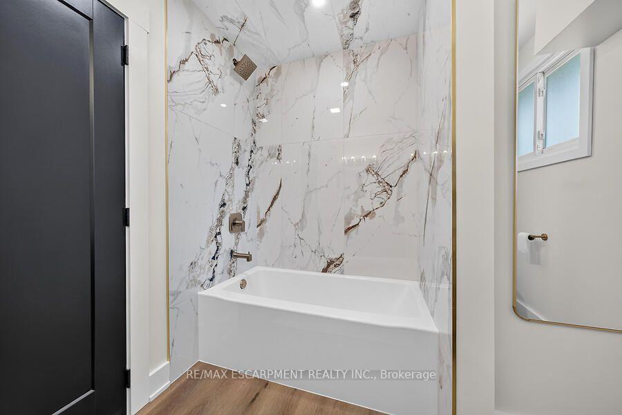 Photo 16 of 26 Parklands Drive, Hamilton, Rosedale — HOMEH