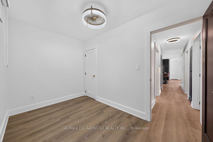 Photo 18 of 26 Parklands Drive, Hamilton, Rosedale — HOMEH