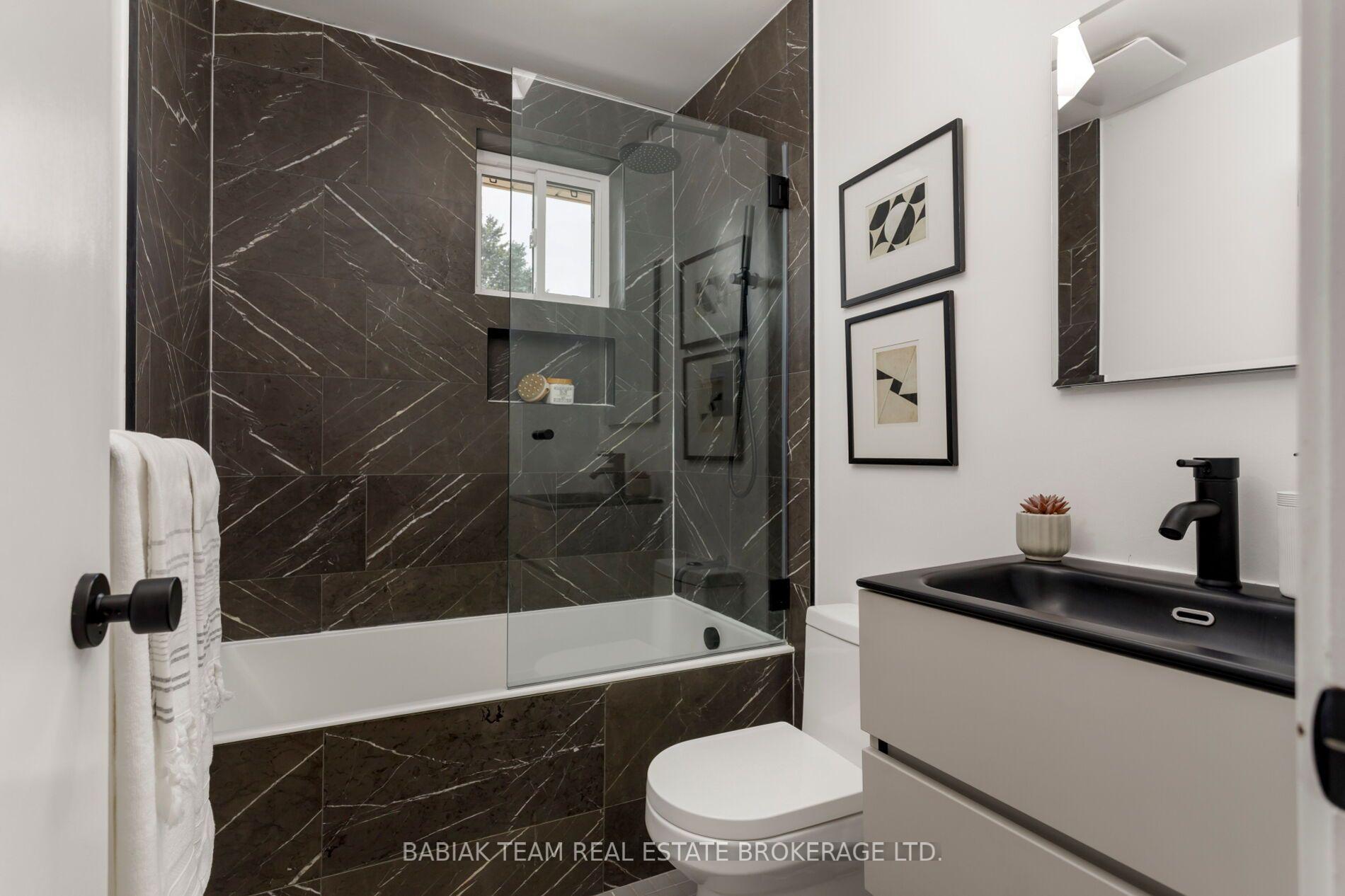 Photo 18 of 220 Medland Street, Toronto, High Park North — HOMEH