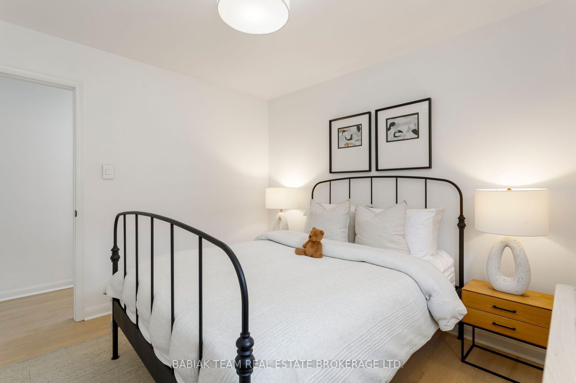 Photo 25 of 220 Medland Street, Toronto, High Park North — HOMEH