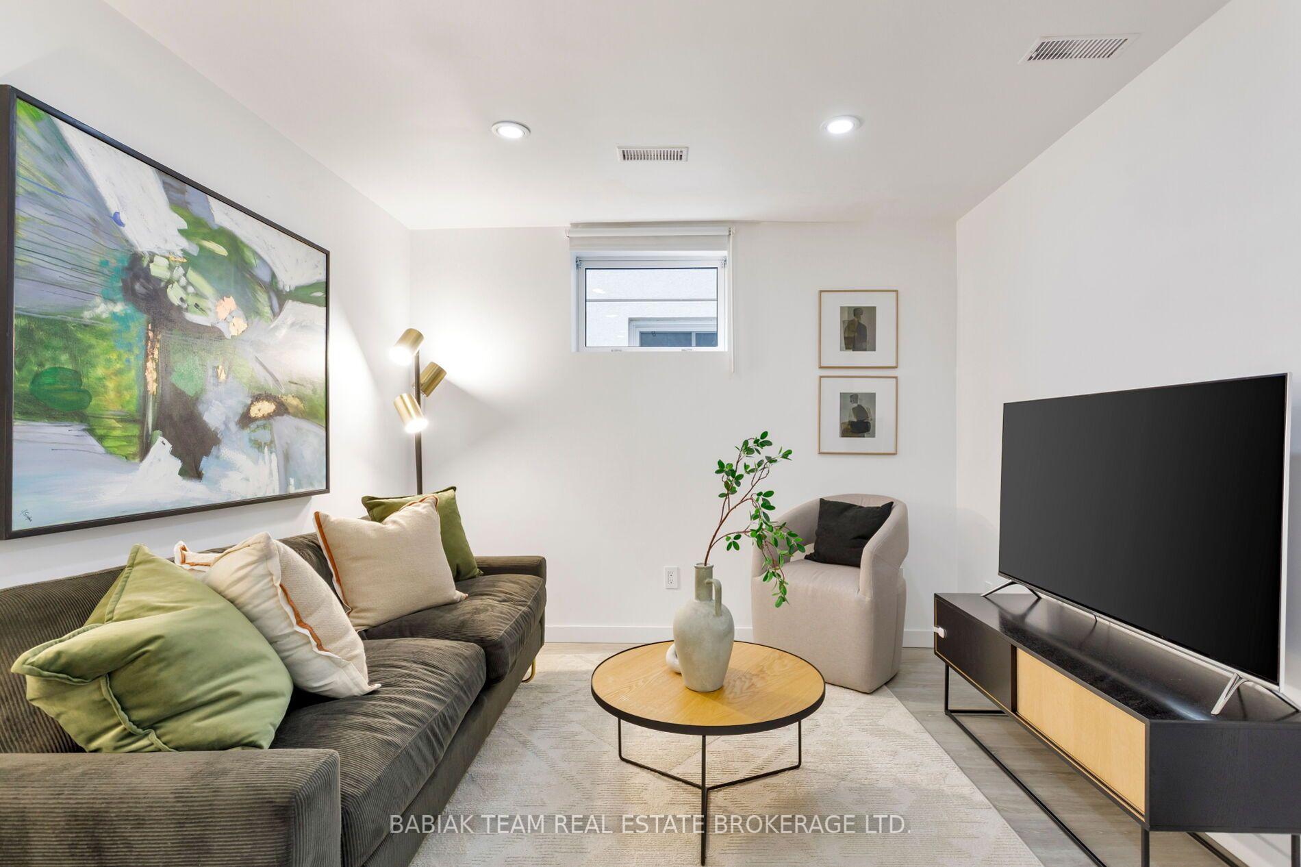 Photo 31 of 220 Medland Street, Toronto, High Park North — HOMEH