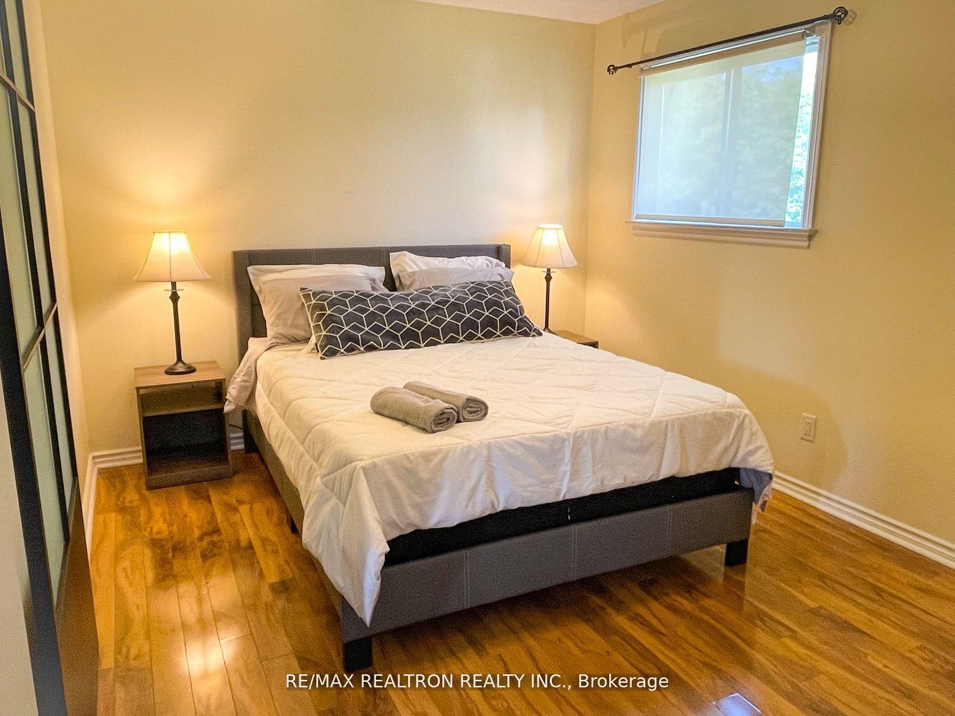 Photo 7 of 298 Glenwoods Avenue, Georgina, Keswick South — HOMEH