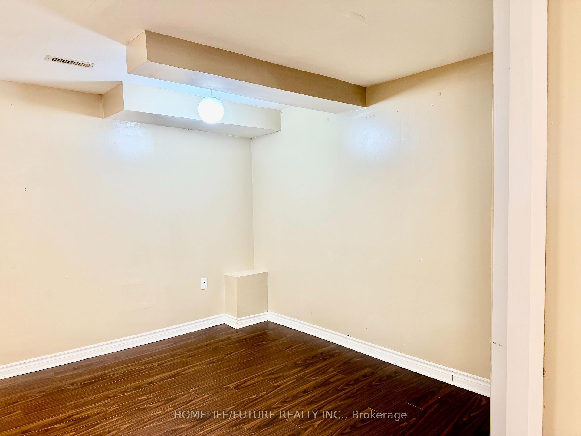 Photo 9 of Unit Bsmt, 22 Gamson Crescent, Brampton, Sandringham-Wellington — HOMEH
