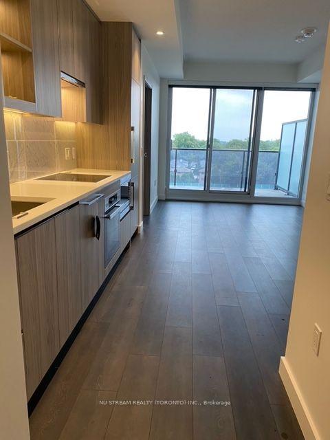 Photo 5 of Unit 1003, 85 McMahon Drive, North York, Bayview Village — HOMEH