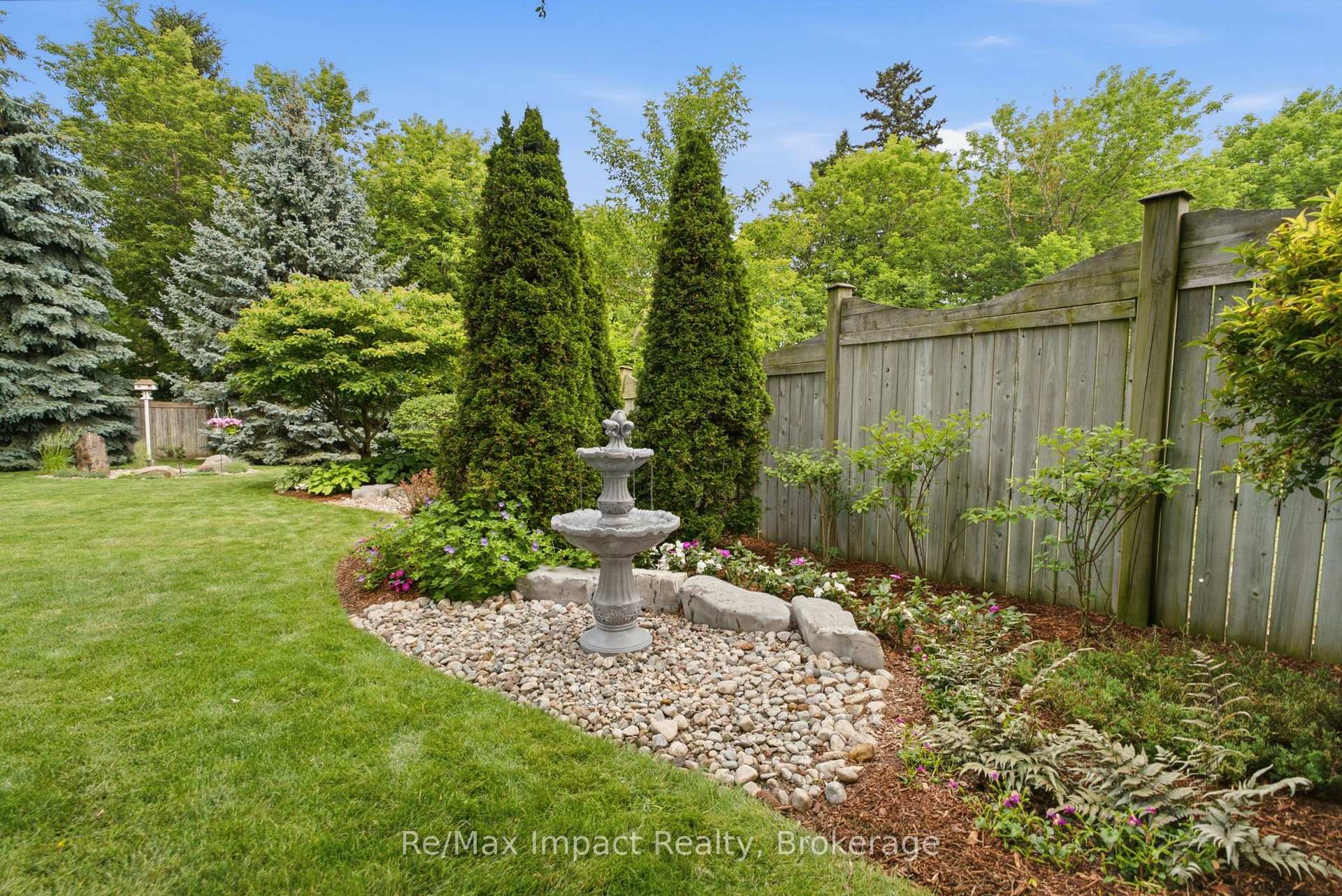 Photo 8 of 43 Park Road S, Oshawa, O'Neill — HOMEH