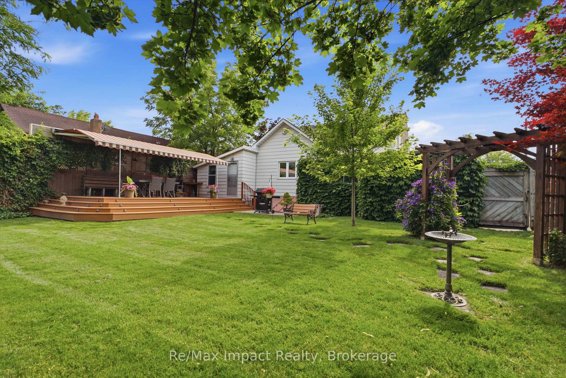 Photo 15 of 43 Park Road S, Oshawa, O'Neill — HOMEH