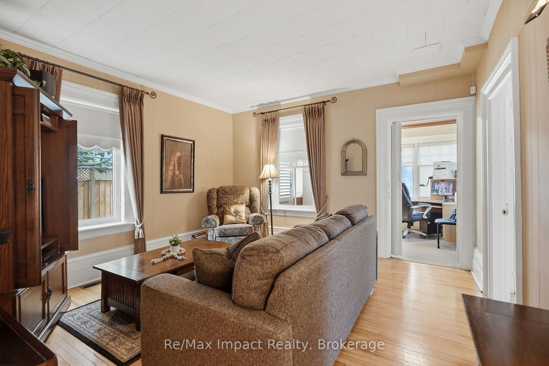 Photo 28 of 43 Park Road S, Oshawa, O'Neill — HOMEH