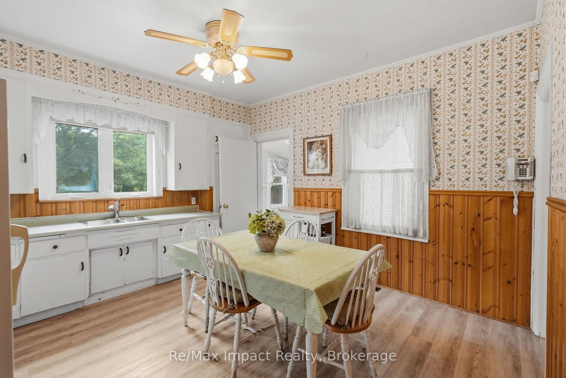 Photo 30 of 43 Park Road S, Oshawa, O'Neill — HOMEH