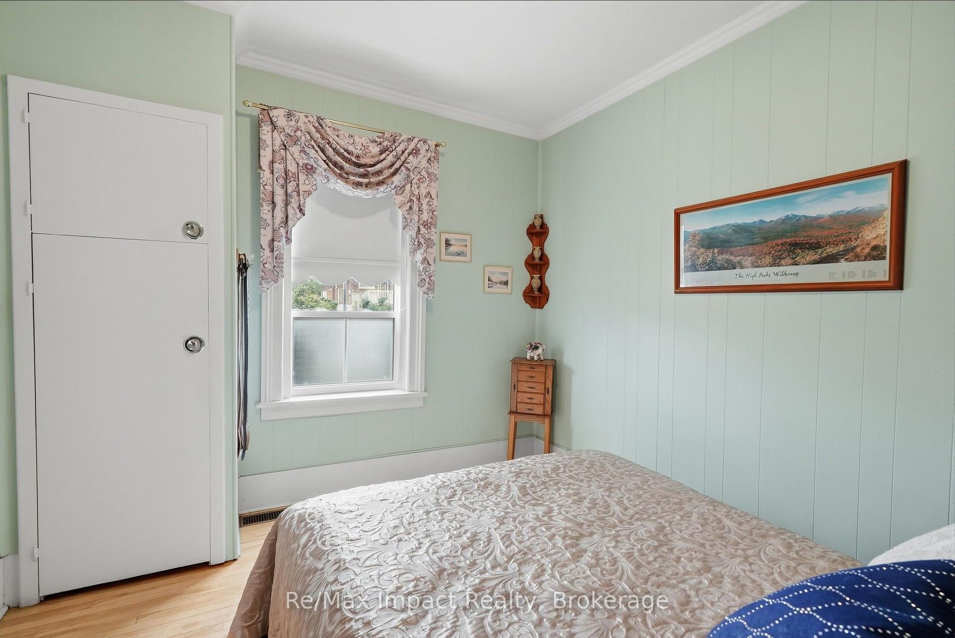 Photo 33 of 43 Park Road S, Oshawa, O'Neill — HOMEH