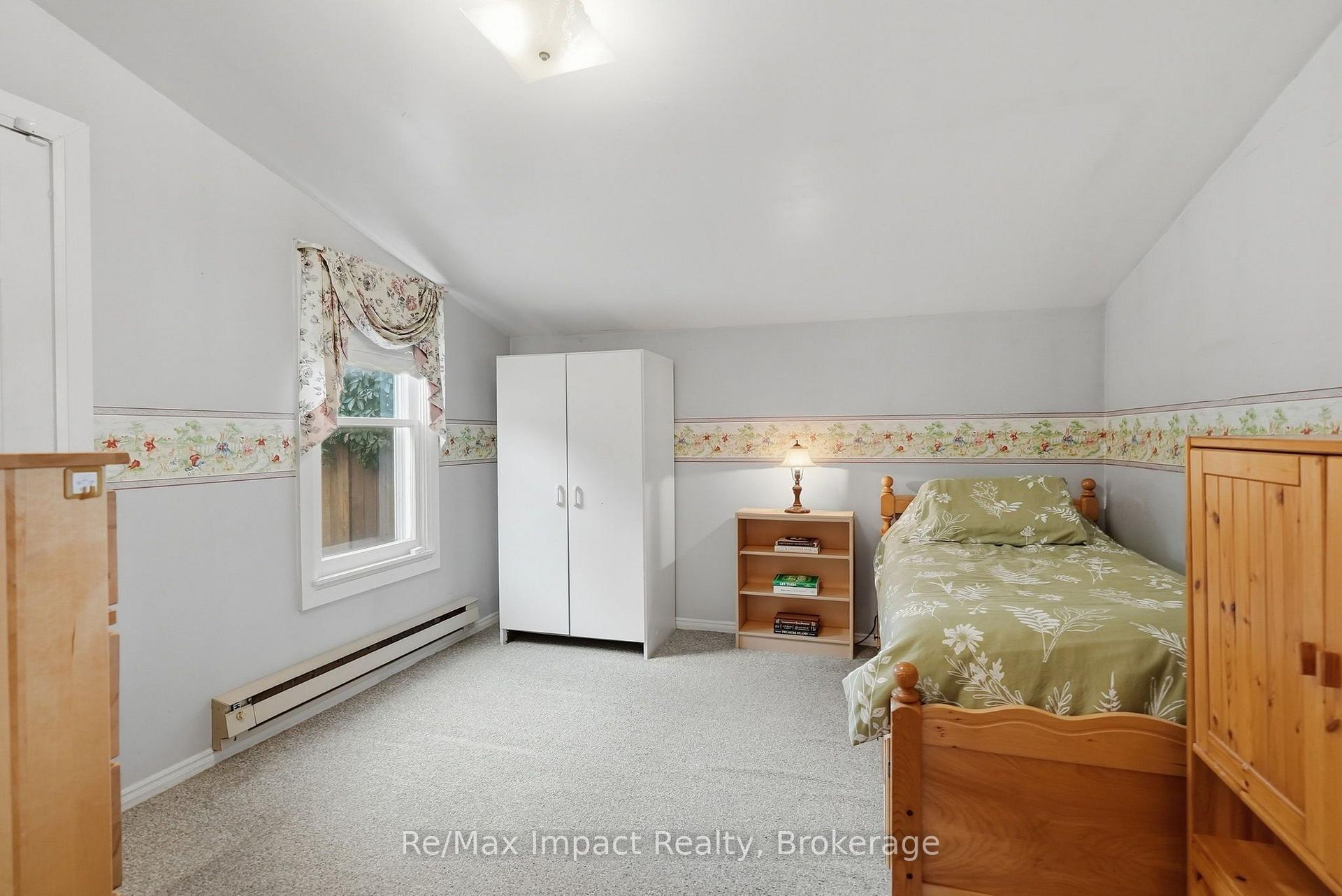 Photo 35 of 43 Park Road S, Oshawa, O'Neill — HOMEH