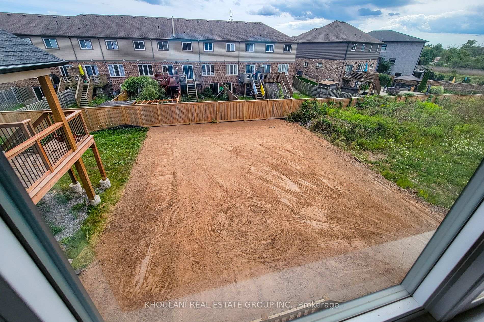 Photo 15 of 8898 Angie Drive, Niagara Falls, Forestview — HOMEH