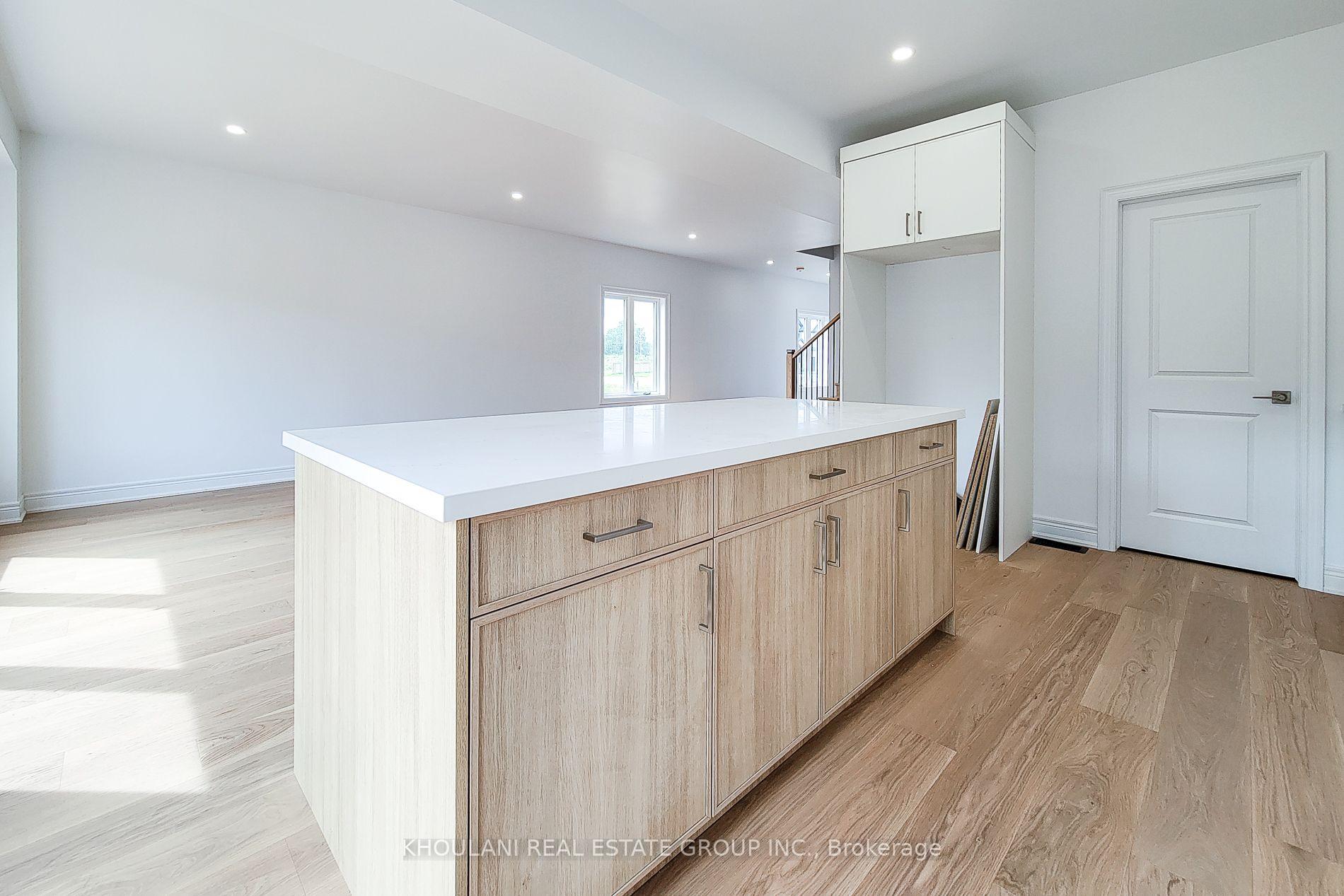 Photo 37 of 8898 Angie Drive, Niagara Falls, Forestview — HOMEH