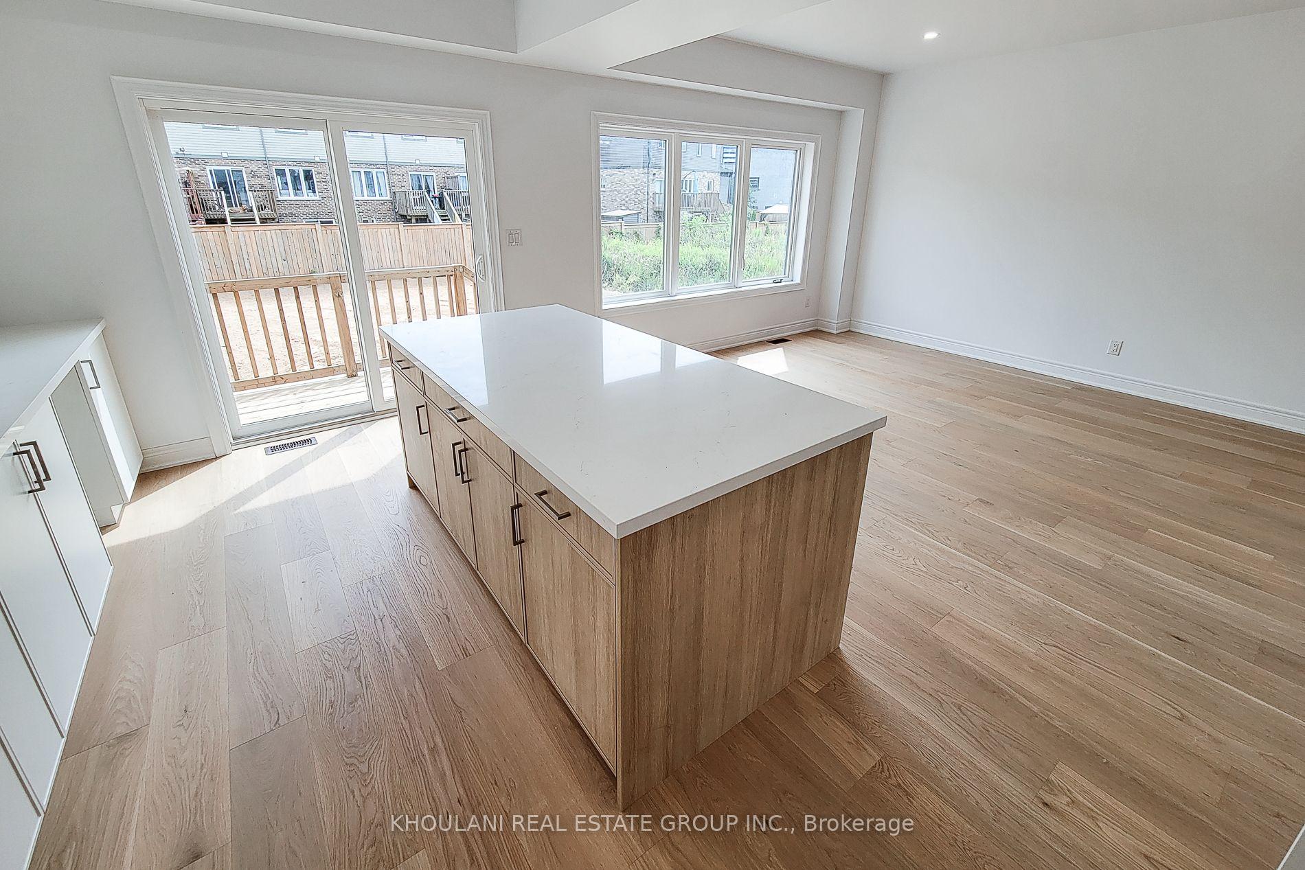 Photo 47 of 8898 Angie Drive, Niagara Falls, Forestview — HOMEH