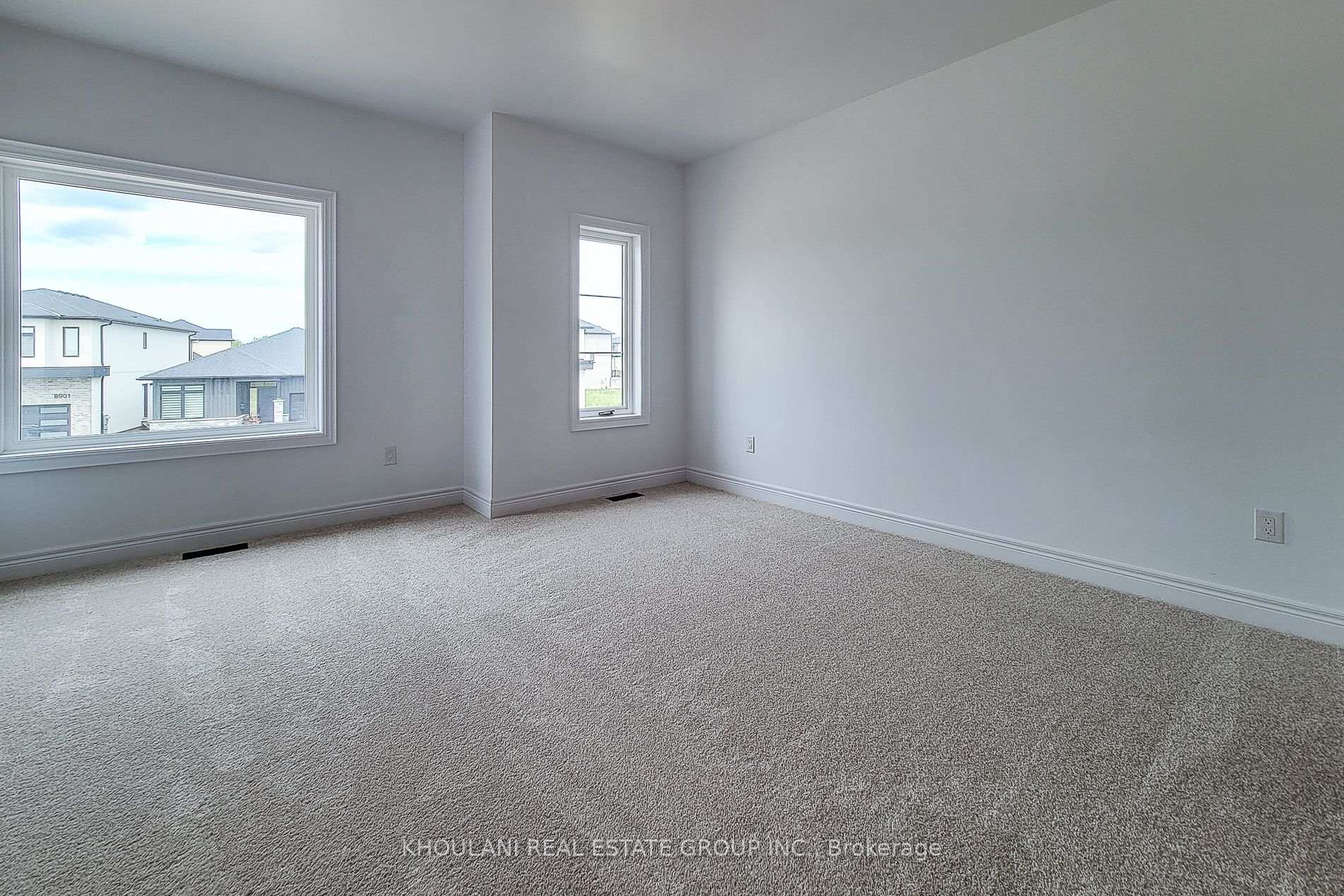 Photo 57 of 8898 Angie Drive, Niagara Falls, Forestview — HOMEH