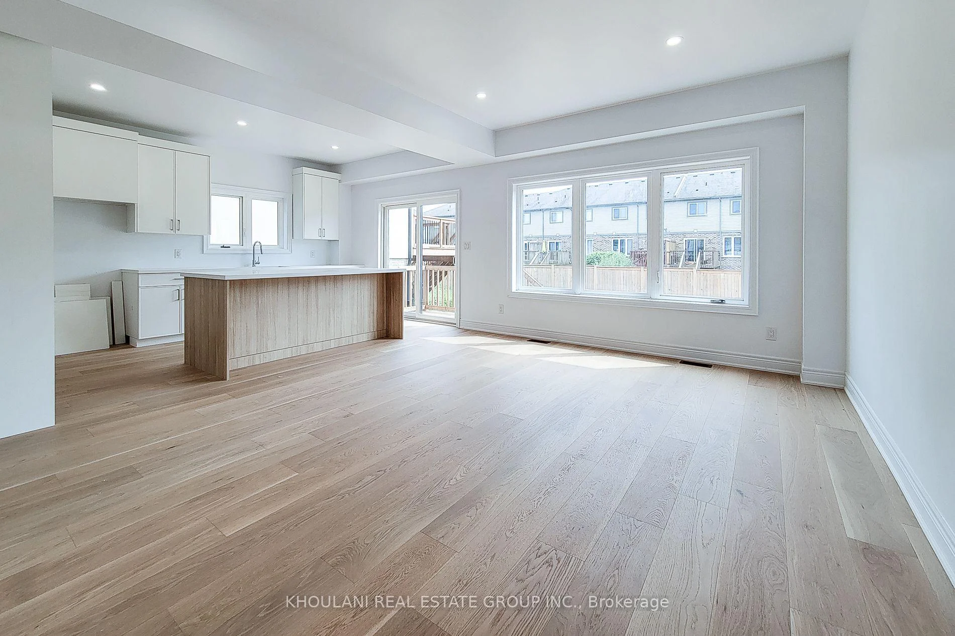 Photo 18 of 8898 Angie Drive, Niagara Falls, Forestview — HOMEH