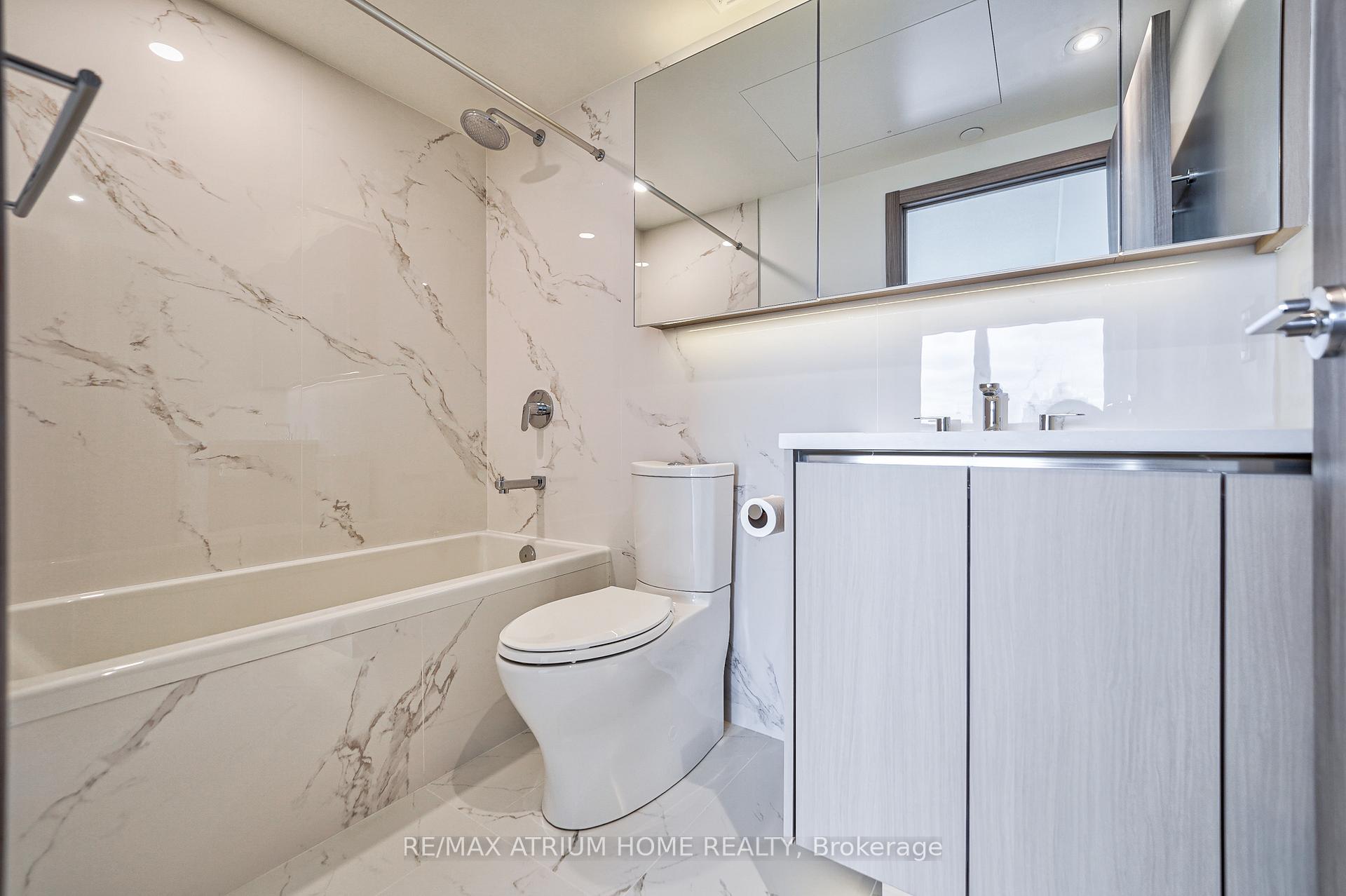 Photo 20 of Unit 2005, 25 McMahon Drive W, North York, Bayview Village — HOMEH