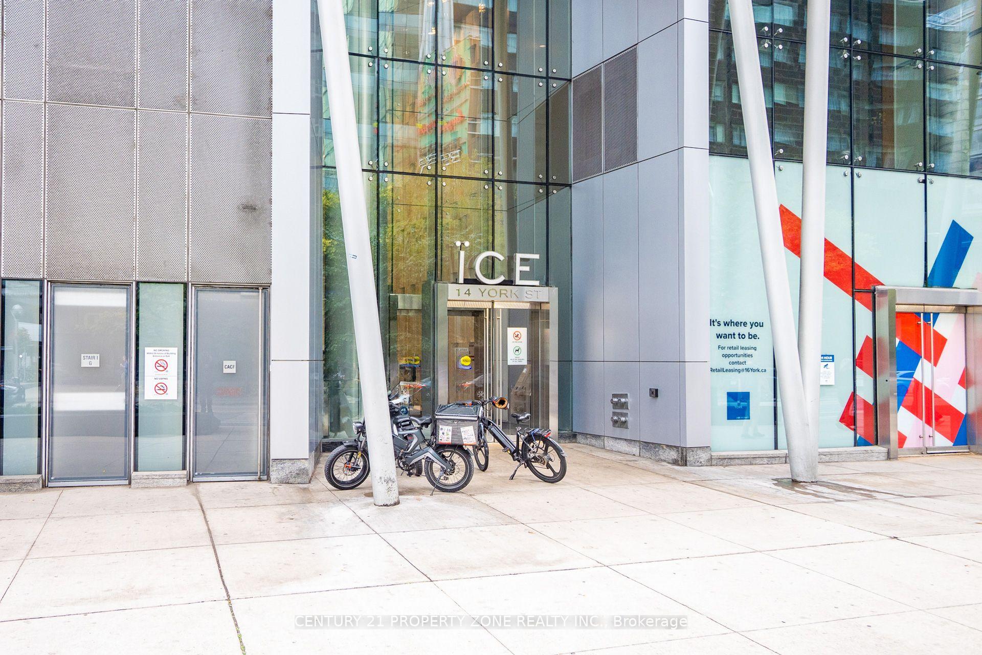 Photo 5 of Unit 4409, 14 York Street, Toronto, Waterfront Communities — HOMEH