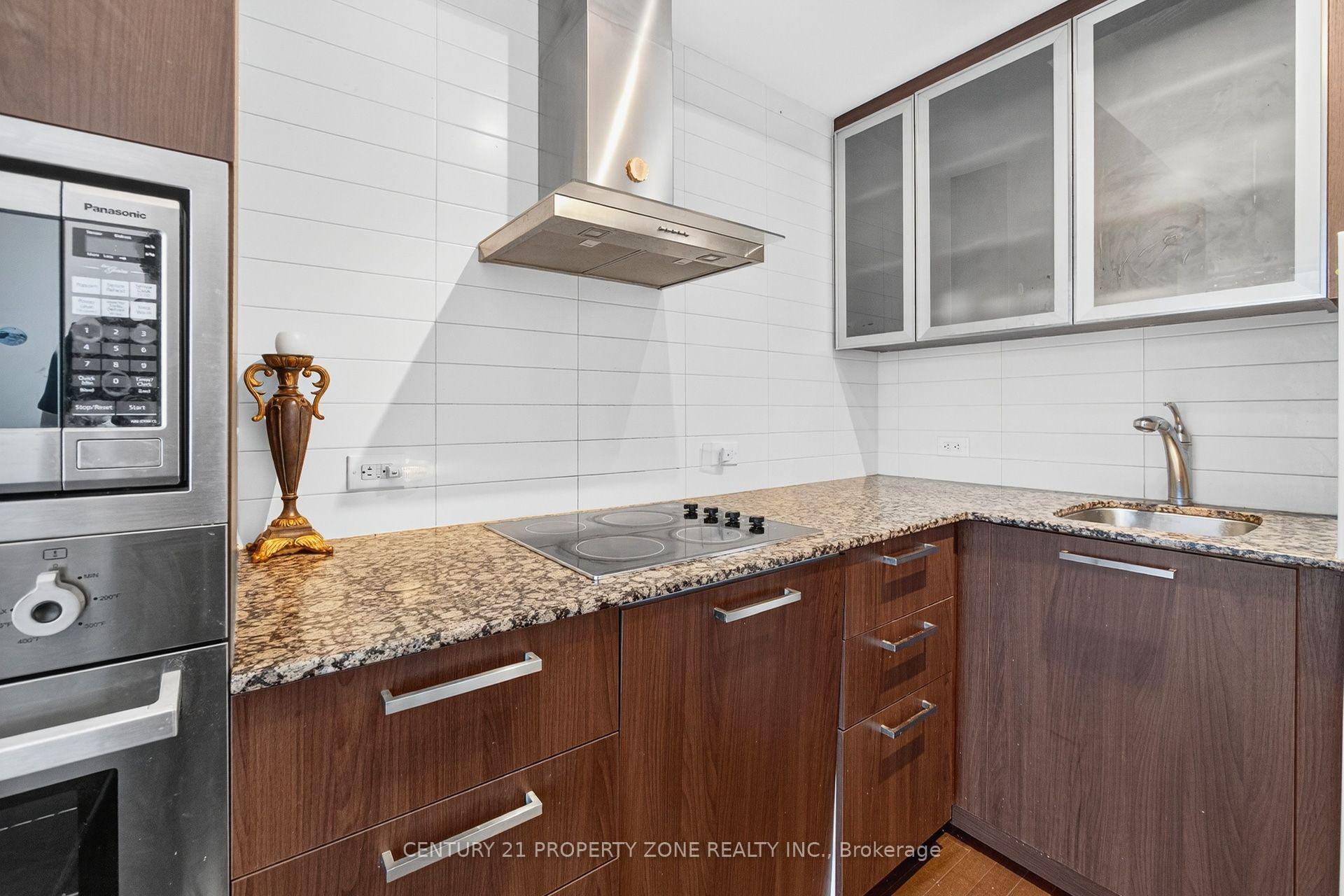 Photo 19 of Unit 4409, 14 York Street, Toronto, Waterfront Communities — HOMEH