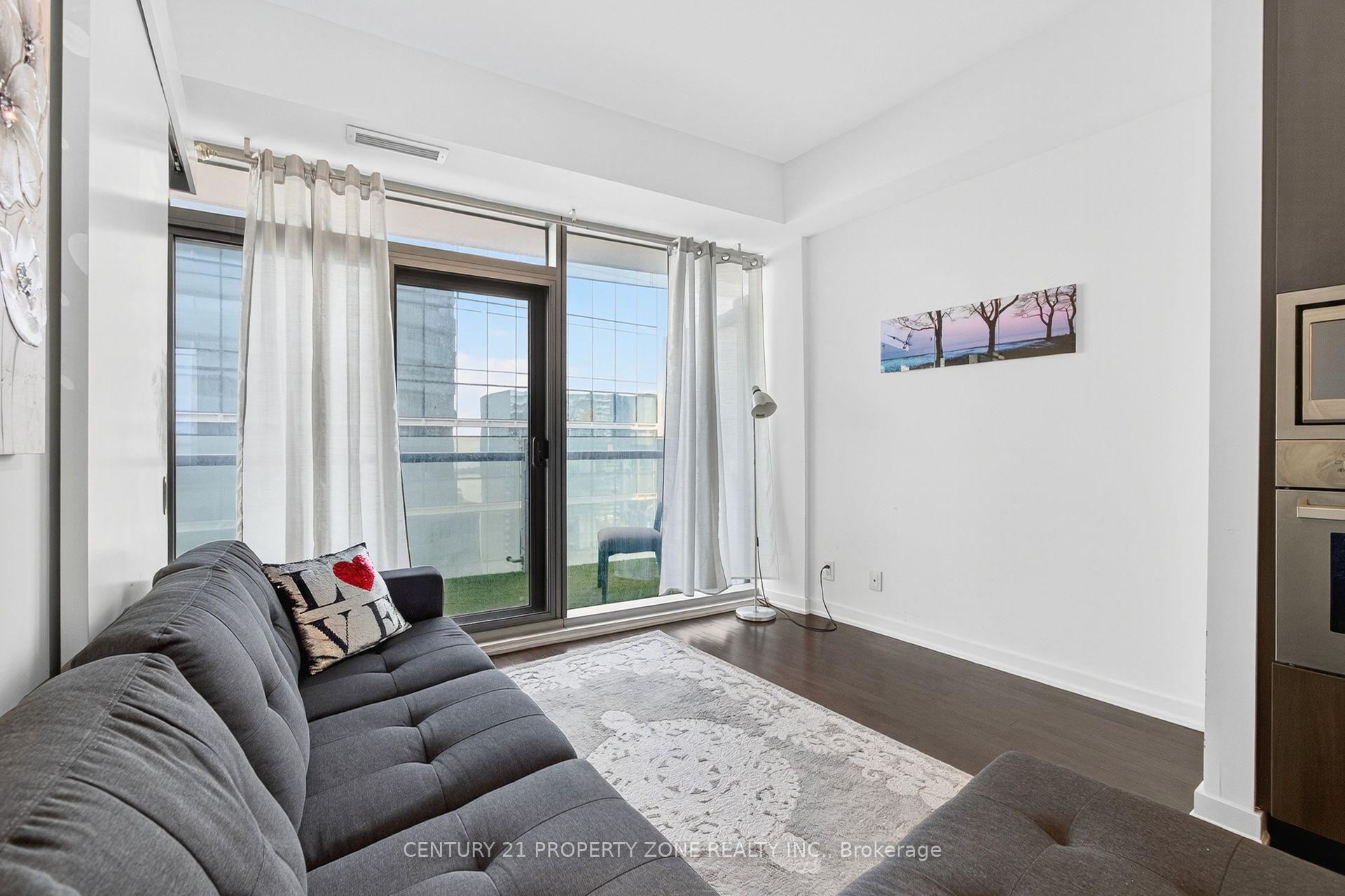 Photo 25 of Unit 4409, 14 York Street, Toronto, Waterfront Communities — HOMEH