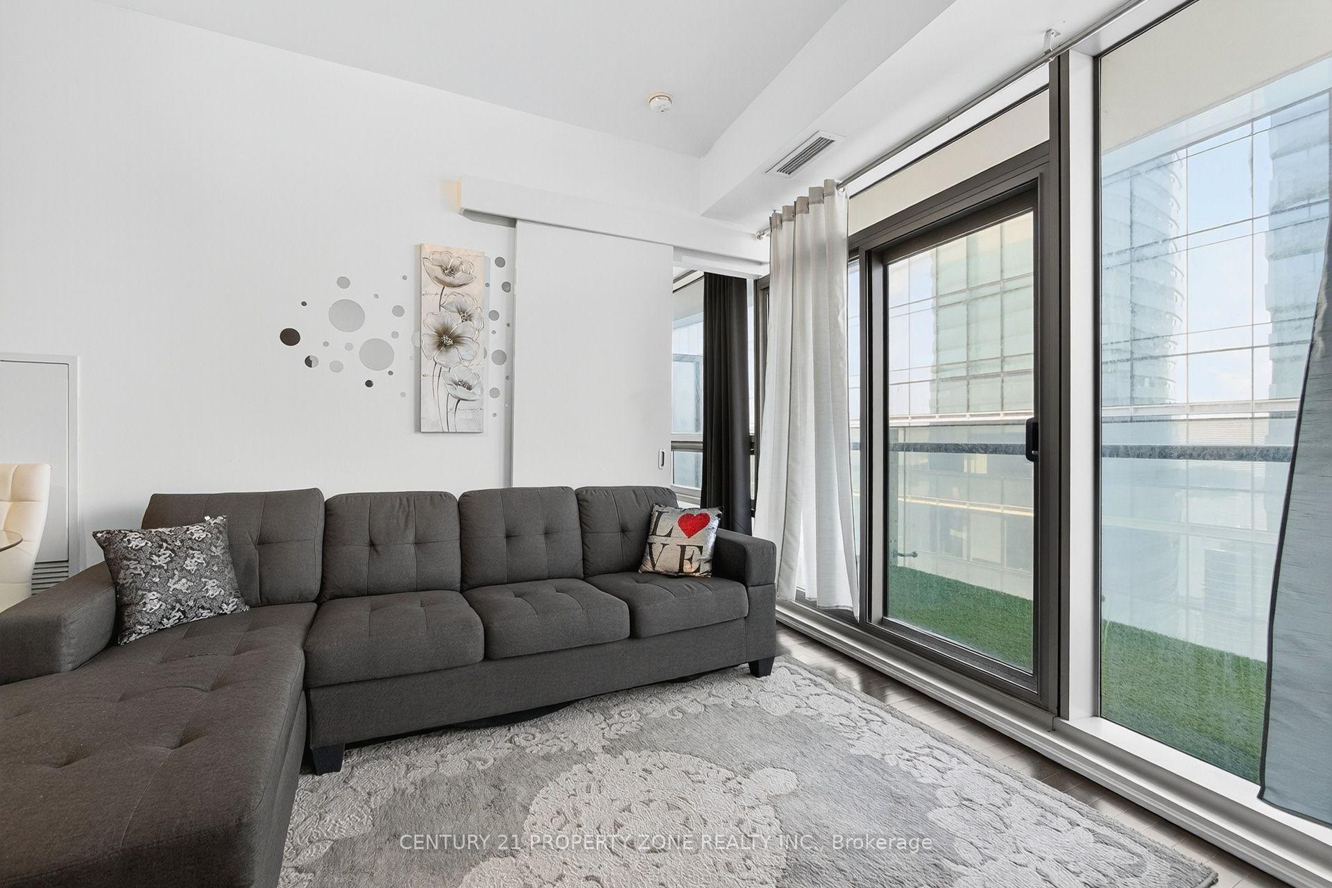 Photo 27 of Unit 4409, 14 York Street, Toronto, Waterfront Communities — HOMEH