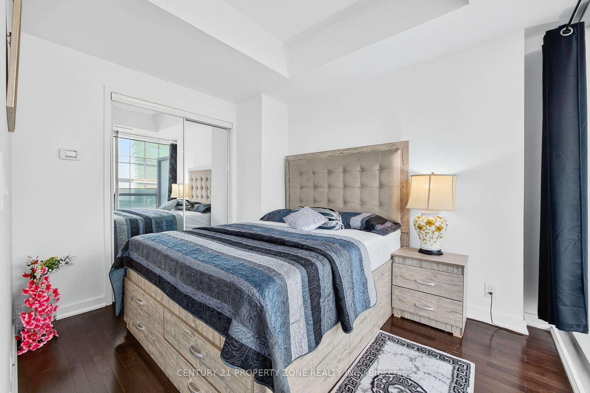 Photo 31 of Unit 4409, 14 York Street, Toronto, Waterfront Communities — HOMEH