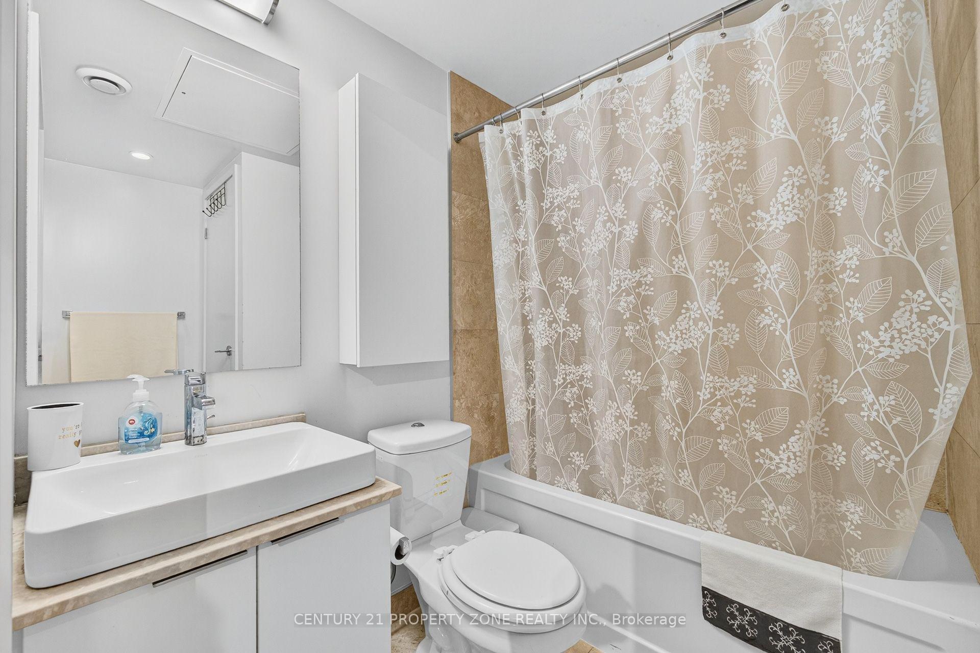 Photo 35 of Unit 4409, 14 York Street, Toronto, Waterfront Communities — HOMEH