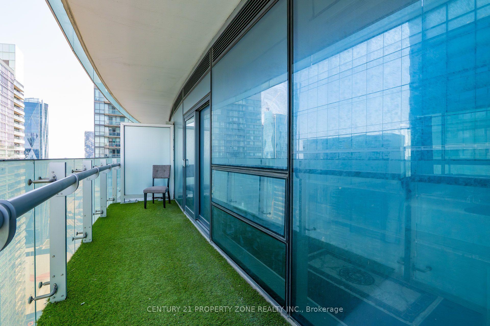 Photo 39 of Unit 4409, 14 York Street, Toronto, Waterfront Communities — HOMEH