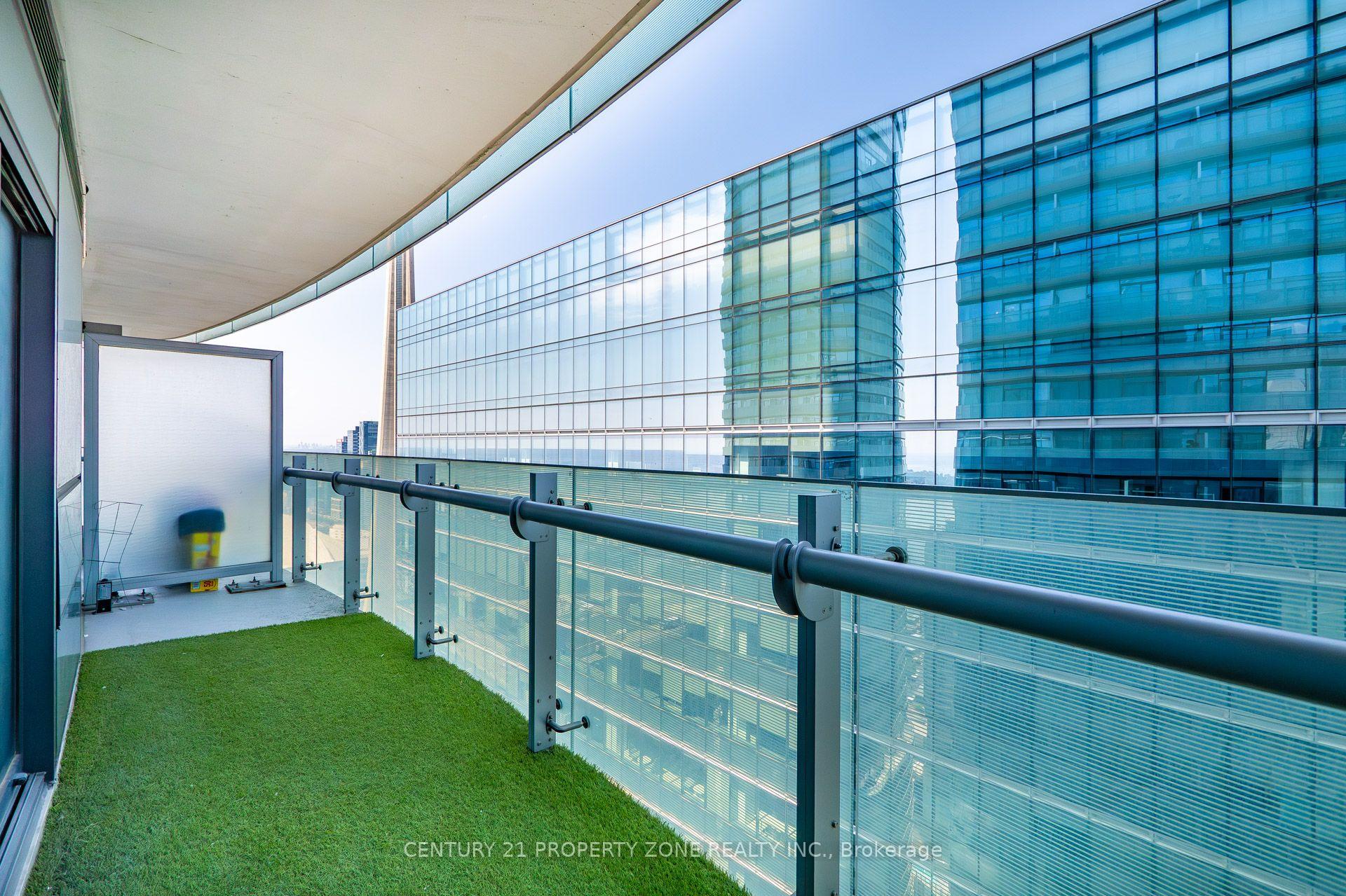 Photo 40 of Unit 4409, 14 York Street, Toronto, Waterfront Communities — HOMEH