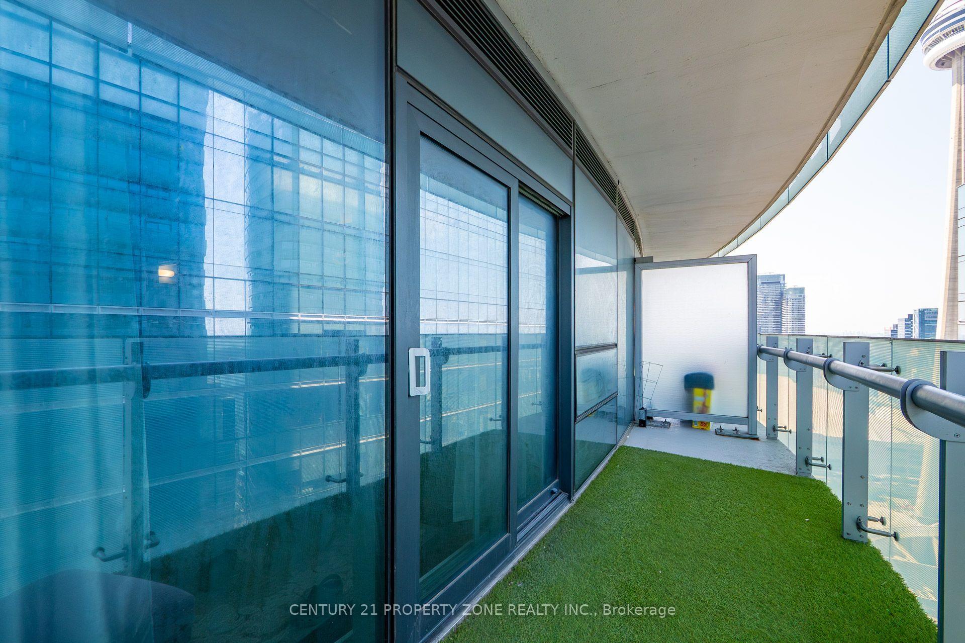 Photo 41 of Unit 4409, 14 York Street, Toronto, Waterfront Communities — HOMEH