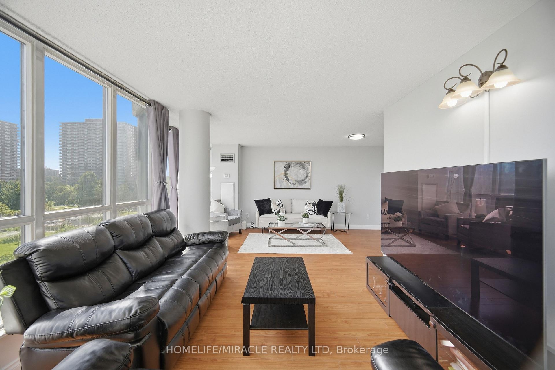 Photo 4 of Unit 502, 1 Rowntree Road, Etobicoke, Mount Olive-Silverstone-Jamestown — HOMEH
