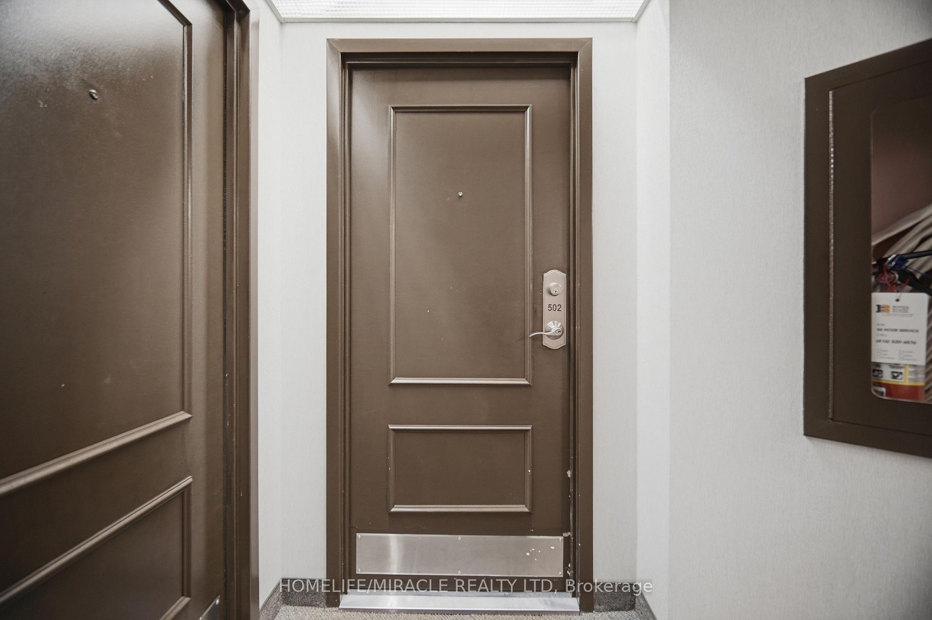 Photo 9 of Unit 502, 1 Rowntree Road, Etobicoke, Mount Olive-Silverstone-Jamestown — HOMEH