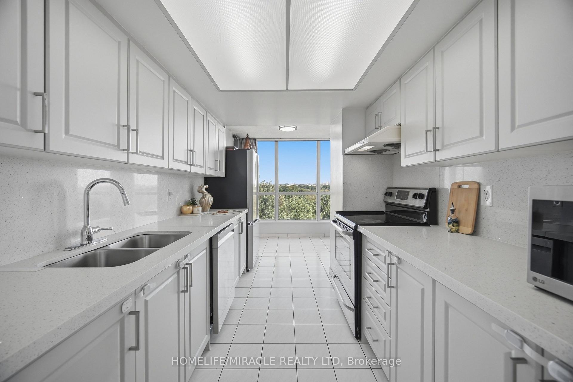 Photo 13 of Unit 502, 1 Rowntree Road, Etobicoke, Mount Olive-Silverstone-Jamestown — HOMEH