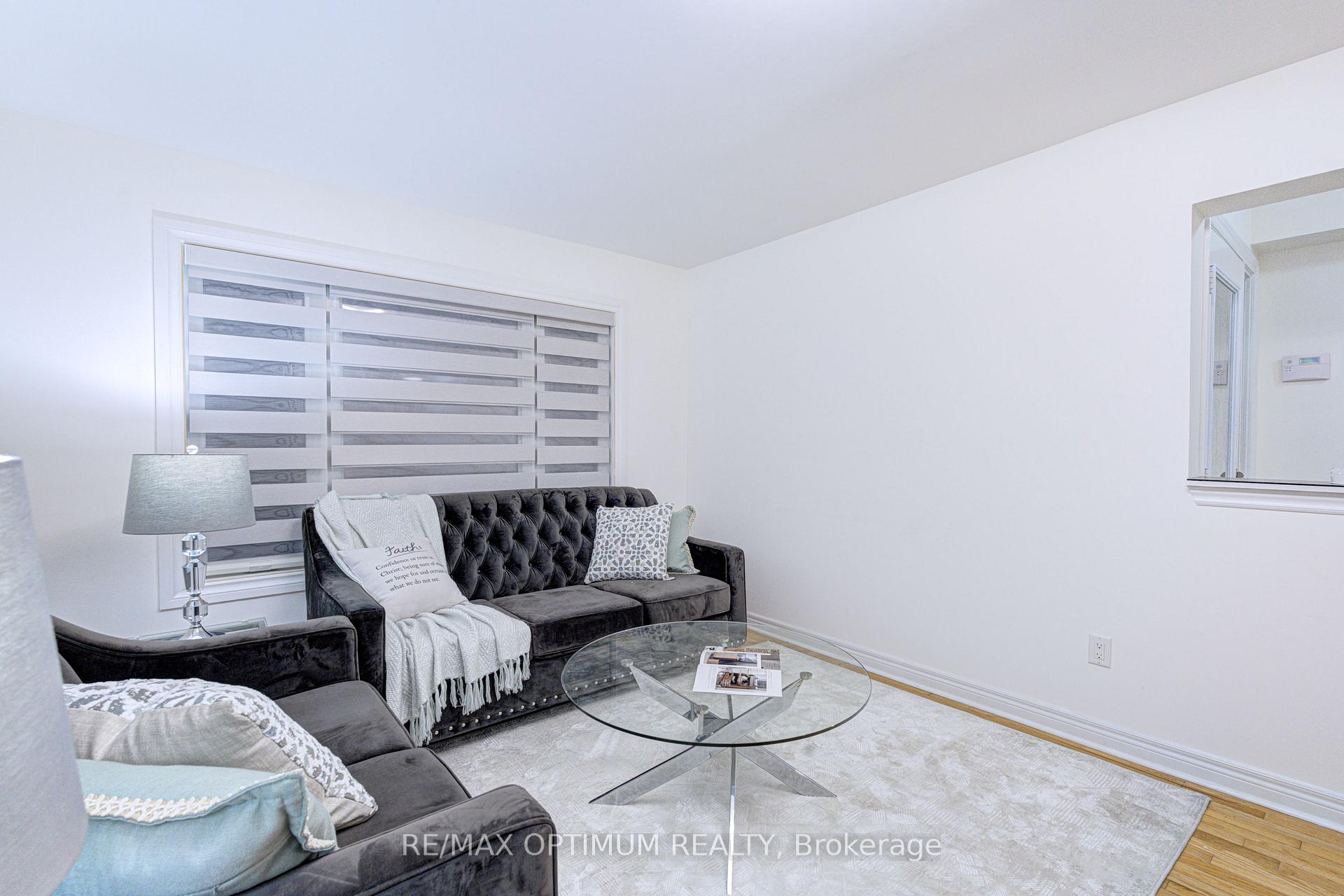 Photo 13 of 1829 Samuelson Circle, Mississauga, Meadowvale Village — HOMEH