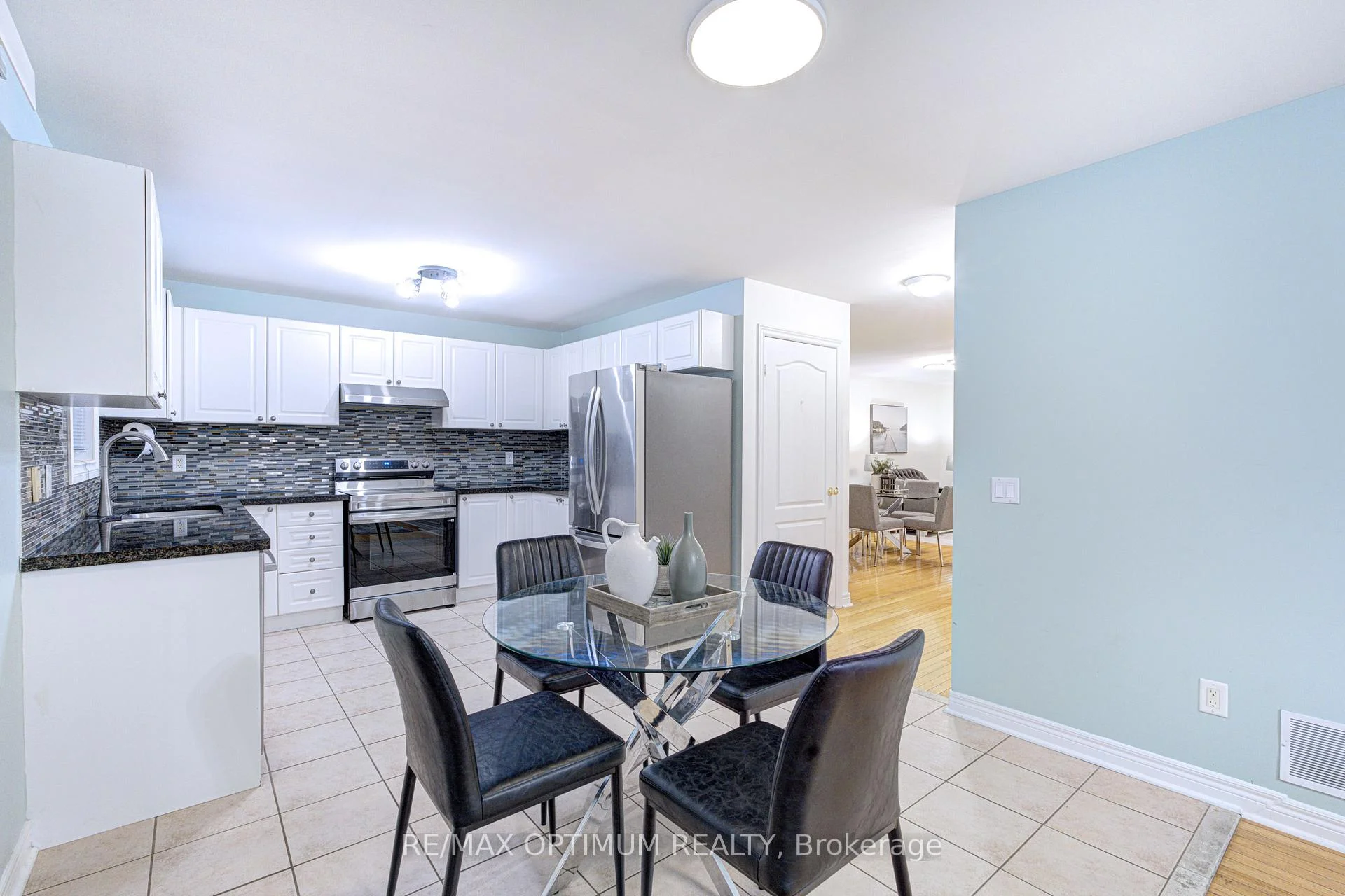 Photo 38 of 1829 Samuelson Circle, Mississauga, Meadowvale Village — HOMEH