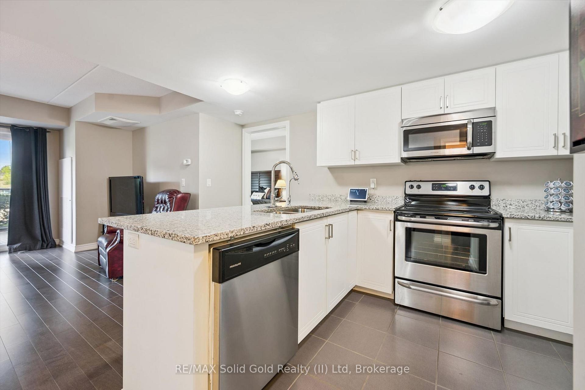 Photo 11 of Unit 111, 50 Bryan Court, Kitchener, Grand River South — HOMEH