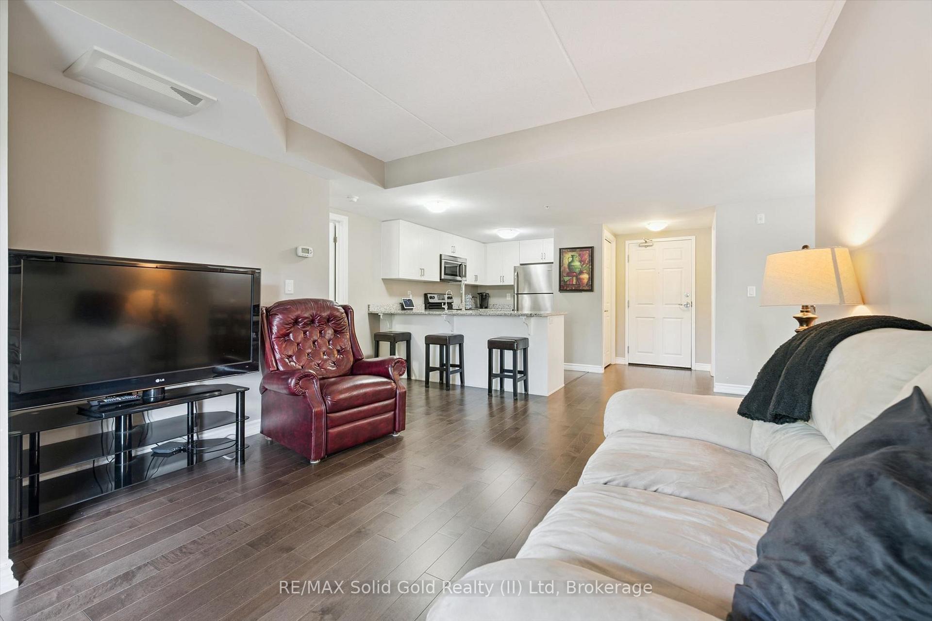 Photo 15 of Unit 111, 50 Bryan Court, Kitchener, Grand River South — HOMEH