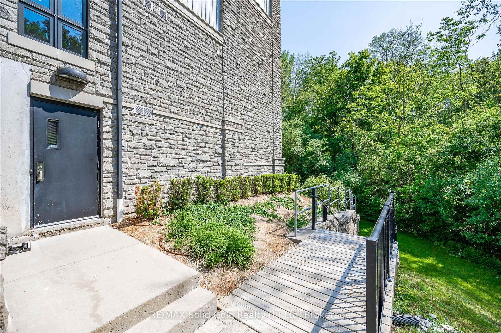 Photo 35 of Unit 111, 50 Bryan Court, Kitchener, Grand River South — HOMEH