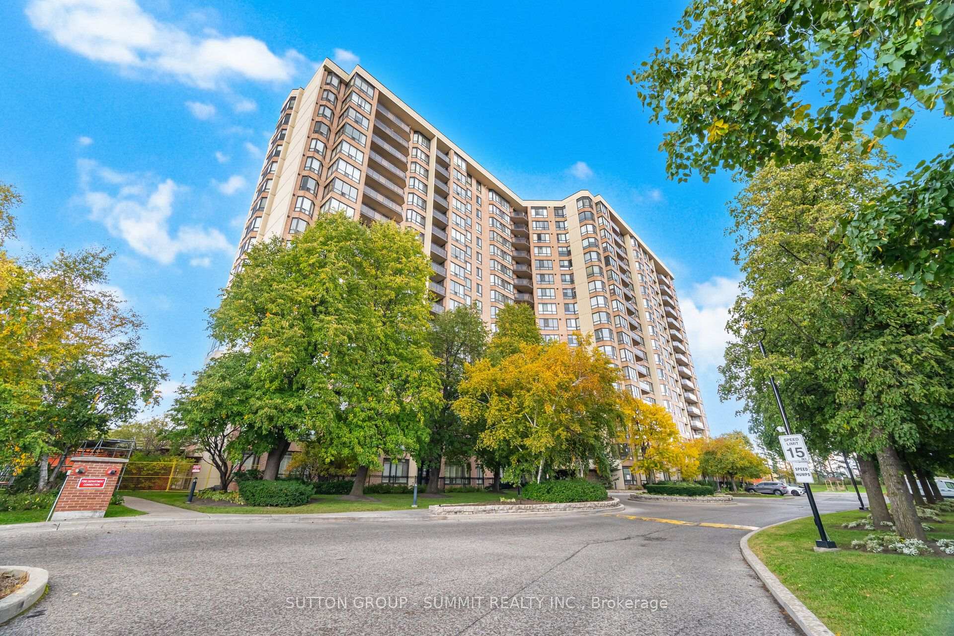 Photo 1 of Unit 1511, 20 Cherrytree Drive, Brampton, Fletcher's Creek South — HOMEH