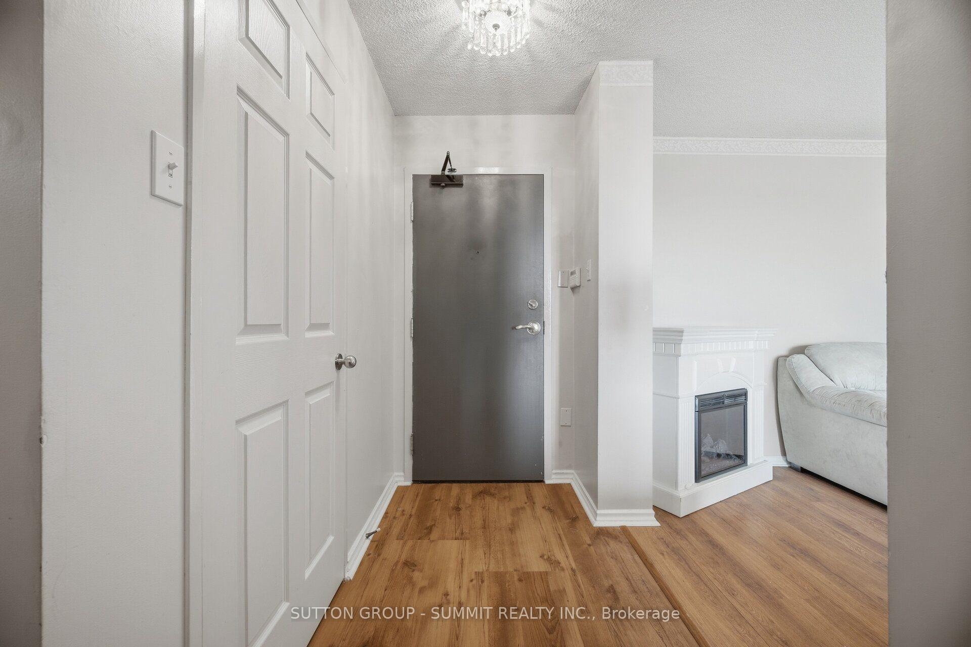 Photo 9 of Unit 1511, 20 Cherrytree Drive, Brampton, Fletcher's Creek South — HOMEH