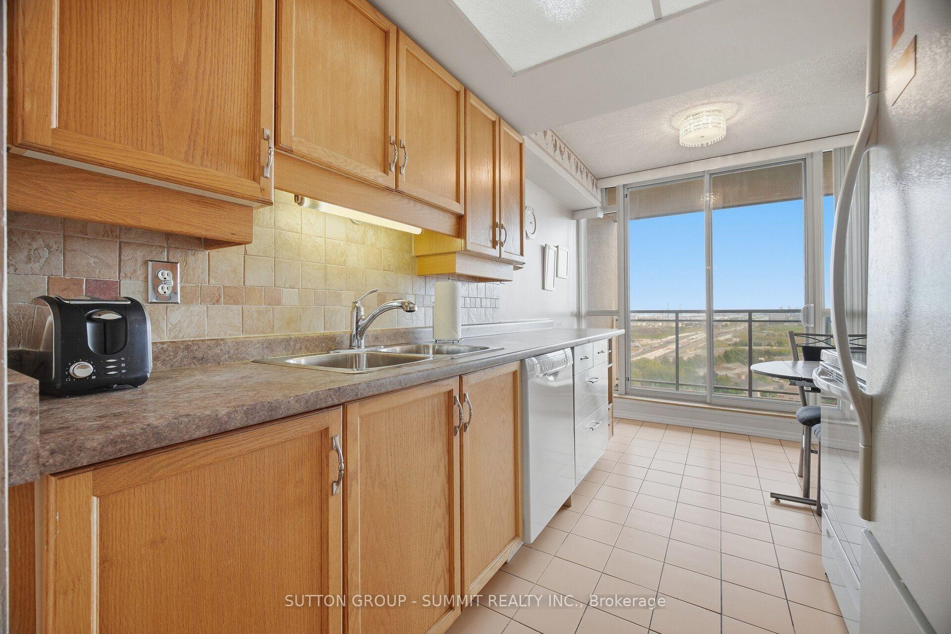 Photo 20 of Unit 1511, 20 Cherrytree Drive, Brampton, Fletcher's Creek South — HOMEH