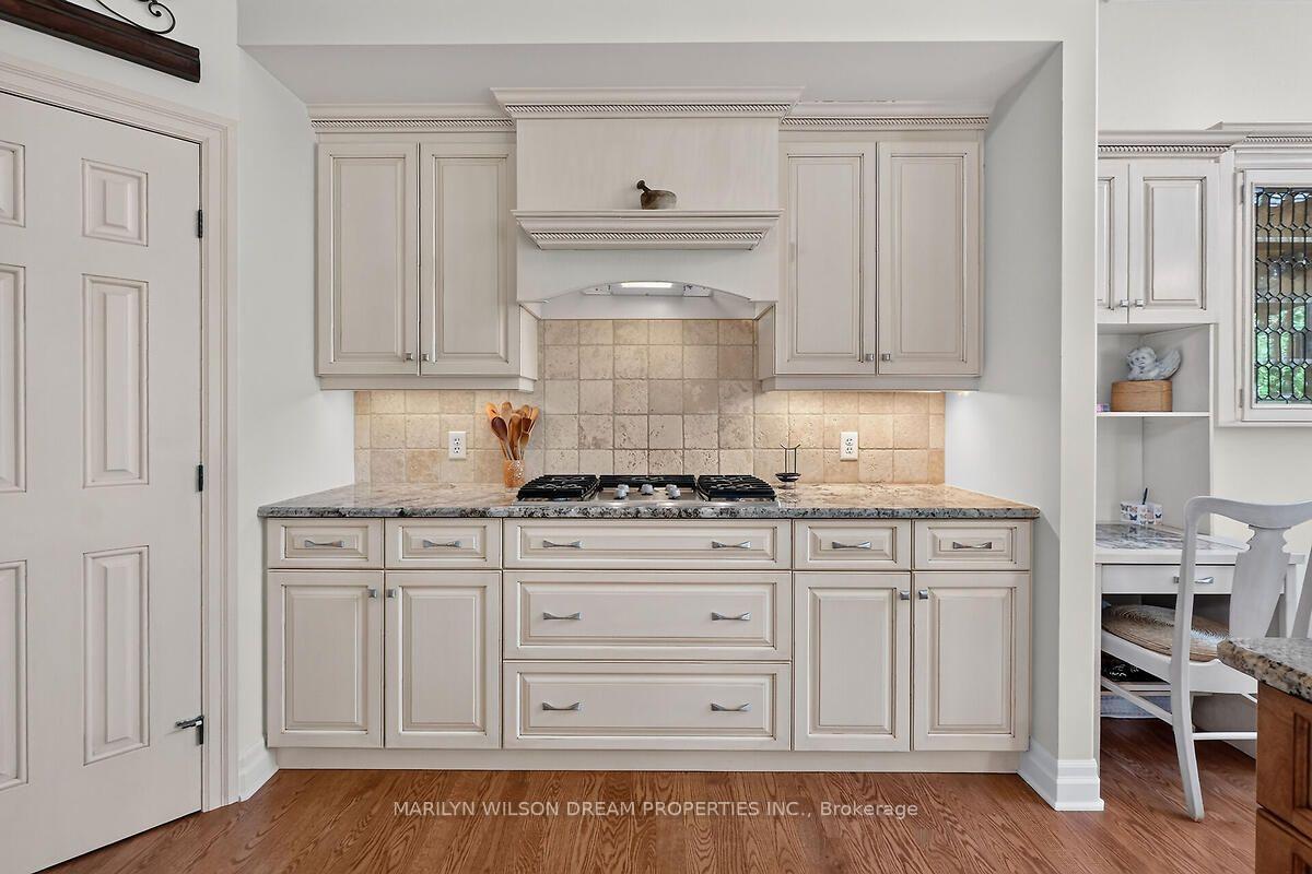 Photo 20 of 448 Rahul Crescent, Ottawa, Mooneys Bay — HOMEH