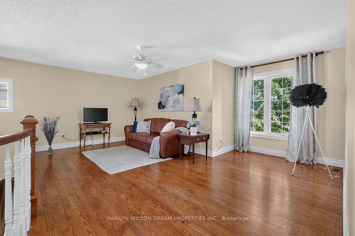 Photo 30 of 448 Rahul Crescent, Ottawa, Mooneys Bay — HOMEH