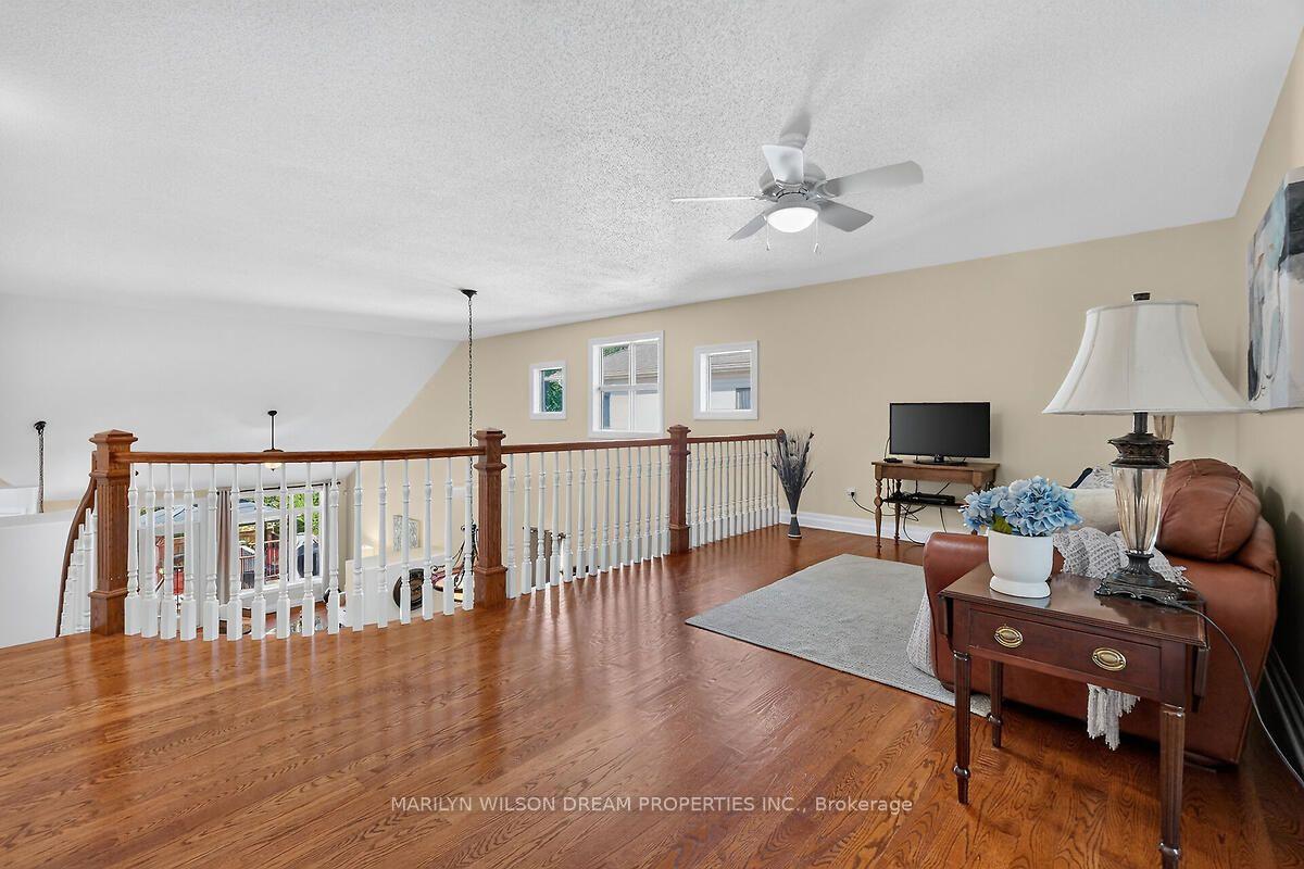 Photo 31 of 448 Rahul Crescent, Ottawa, Mooneys Bay — HOMEH